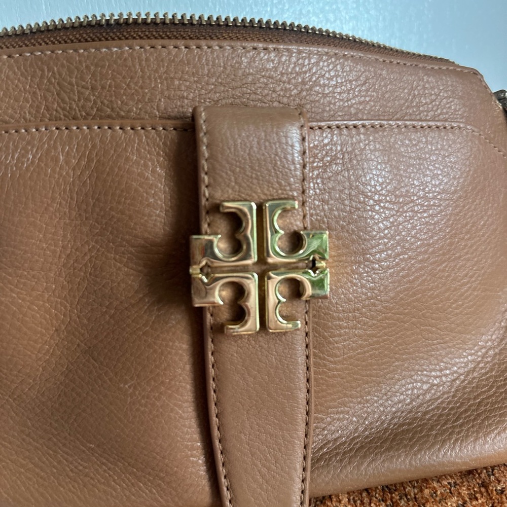 Tory Burch pebbled Leather Robinson Crossbody Bag - Picture 4 of 10
